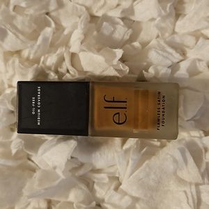 Foundation oil free